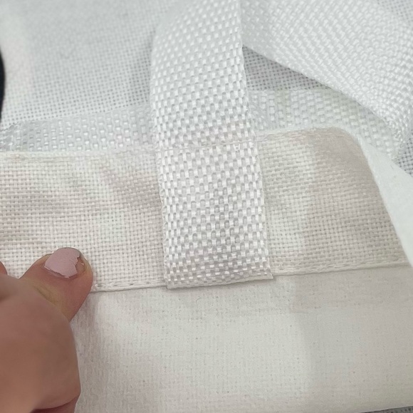 The Cute Timeless Cat Lightweight Tote Bag, Polyester/Linen - Picture 5 of 10